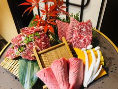 -山川小町·极番烧肉(新地假日广场店)
