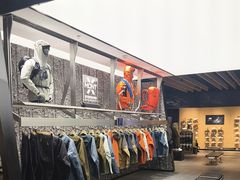 -凯乐石KAILAS(万国奥特莱斯店)