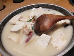 -吃饭皇帝大土家民族菜(正大广场店)