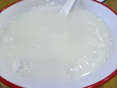 杏仁茶-清宫宴酒楼·计氏松枝包子