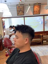 -BarberKiNG男士理发馆Barbershop