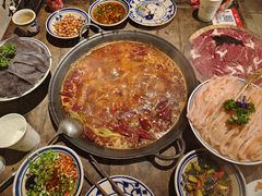 -旧街市鲜货老火锅(大光路店)