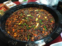 -烧哥美蛙肥肠鱼火锅·十五年社区店