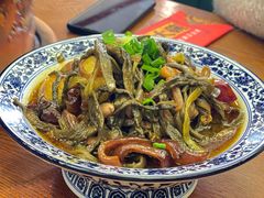 -八大碗·地道东北菜(中街店)