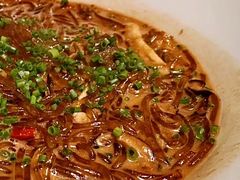 沙蒜烧豆面-新荣记(BFC外滩金融中心店)