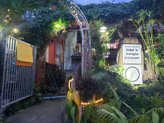 -Jungle Kitchen