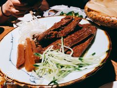 娄府酥骨带鱼-娄三少春饼·烤鸭(合生汇购物中心店)