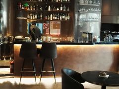 -wineapp葡萄酒餐吧(外滩金融中心店)