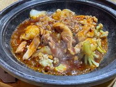 -极有家小鱼小鸡石锅煲(佳兆业店)
