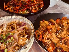 -巴厘龙虾·榜首油焖大虾(音乐学院·沿江酒馆店)