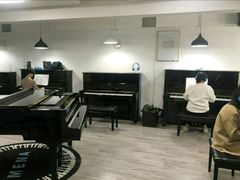 -梅纳·钢琴声乐架子鼓Mena Music(双井店)