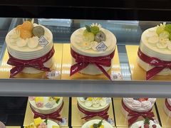 -花花卷卷·鲜食蛋糕(静安久光百货店)