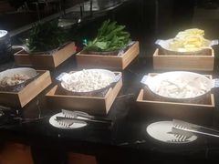 -杭州临平万丽酒店·燃餐厅(人民大道店)