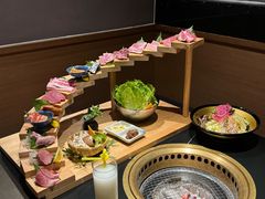 -山川小町·极番烧肉(新地假日广场店)