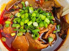-牛师傅牛肉面(尚隆路店)