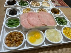 -花馬肆.云南过桥米线(汉神购物广场现场熬汤店)