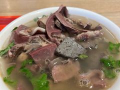 -护国寺小吃店(红莲南路店)