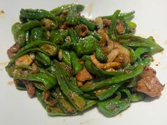 -黄泥岗·地道湖北菜(奥特莱斯店)