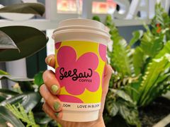 白柚红果丝绒拿铁-Seesaw Coffee(深圳万象天地店)