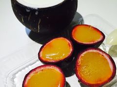 -志龙皇冠吃货椰子铺