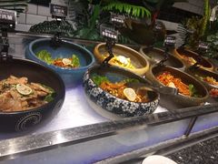 -钦瓦台时尚自助餐厅(银泰城店)