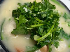 -肥汁米蘭香港米线(长宁来福士店)