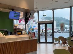 -奈雪的茶(优特汇店)