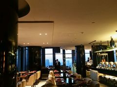 -唐拉雅秀酒店-西锦汇空中BBQ·思创餐厅