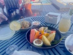 -瑰丽酒店·海吧·天际下午茶·现场DJ·天台酒吧