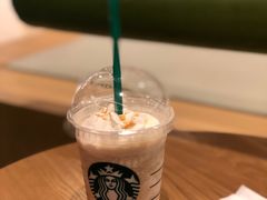 -星巴克臻选(北京银泰店)