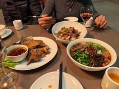 -湖泉水云间餐厅·弥勒地道菜(B座店)