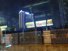 -桔子酒店(合肥淮河路步行街大东门地铁站店)