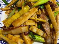 -赵记煎饼卷大葱(泰山大街店)