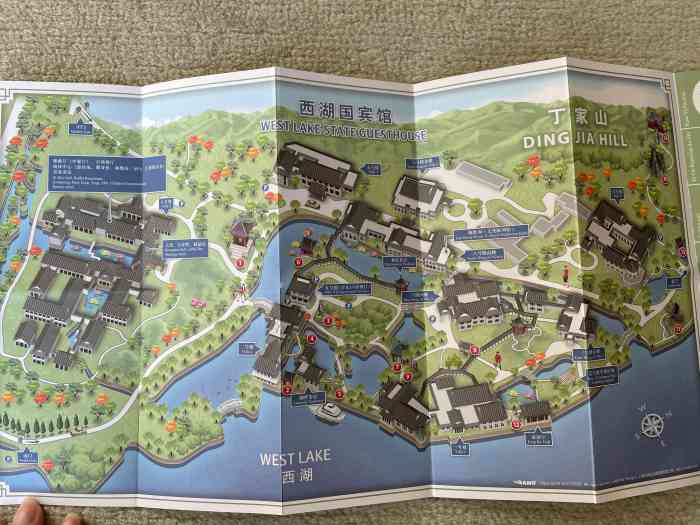 杭州西湖国宾馆-"酒店有武警把守,很私密.里面特别大,景色.