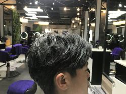 -FRIDAY星期五专业美发沙龙