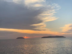-Sunset Bar(丹绒亚路香格里拉店)