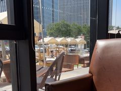 -星巴克(济南美莲广场店)