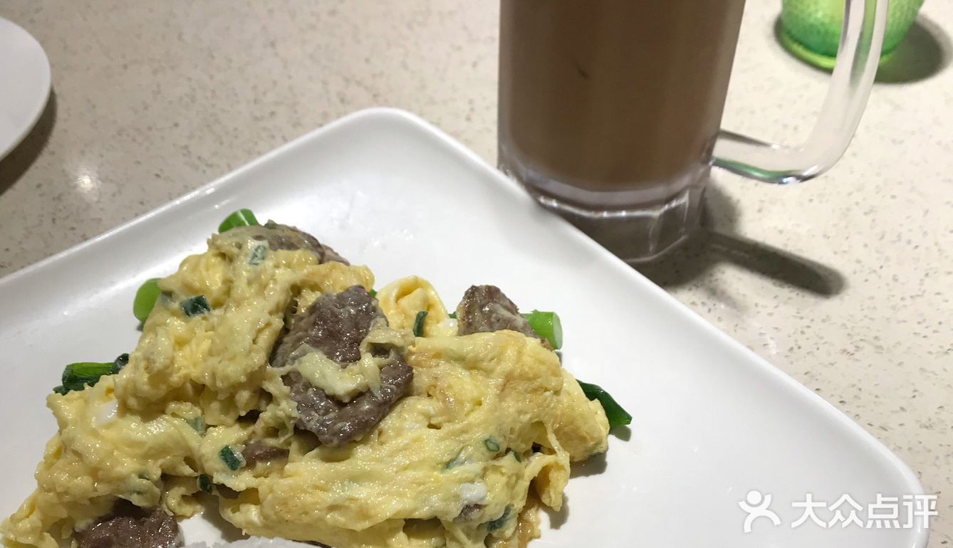 菜品:菜单上有套餐选择,每一天的样式都不一样