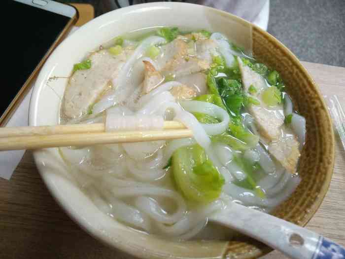 一品鲜汤粉-"好像重新装修了做汤粉的这个地方,做的相对.