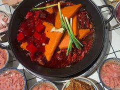 -王婆乔鲜鱼自助火锅(蜀汉路店)