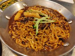 炸酱拉面-富乐满韩国正宗炸鸡韩国料理(虹泉路店)