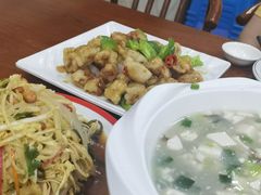 -东北风味思缘食府(对湖路店)