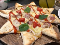 传统玛格丽特烤肠披萨-沏点Trattoria意大利餐厅(新街口店)