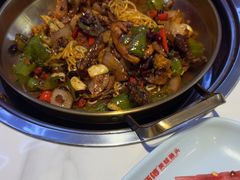 -何师傅美蛙鱼头(汉街店)