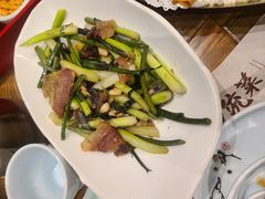 -黄泥岗·地道湖北菜(奥特莱斯店)