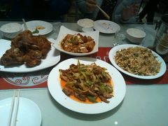 -吴记酱骨炖菜馆(西大直街店)