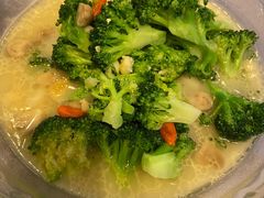 上汤西兰花-山外山菜馆(玉泉路店)