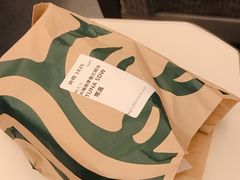 -星巴克(上海虹桥站2A检票口)