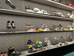 -Gucci(青岛海信广场店)