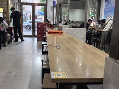 大堂-东财大盘鸡(黑石礁店)